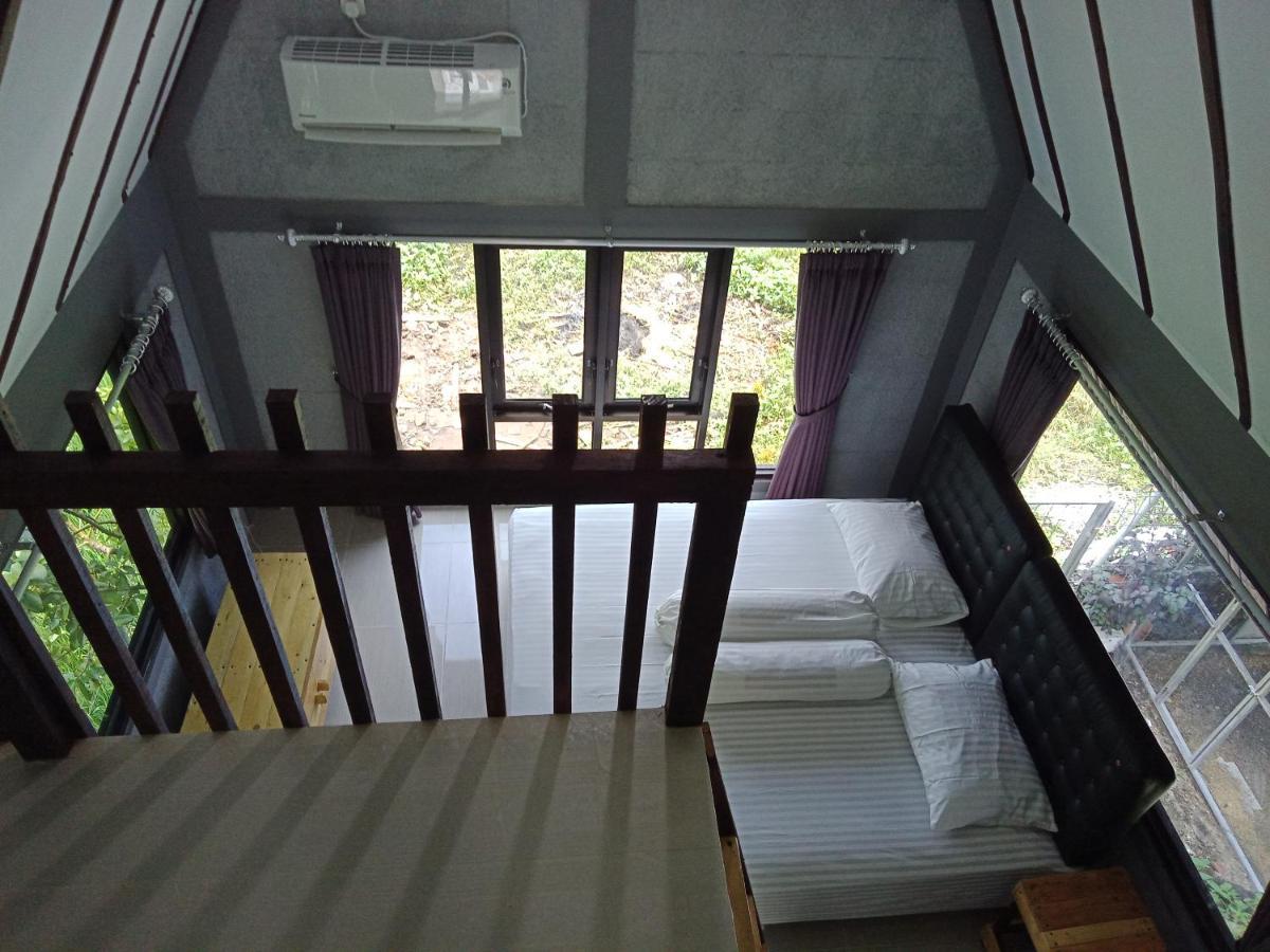 Joglopari Guesthouse Room 2 Bukan Untuk Pasangan Non Pasutri Tjepit Exterior photo